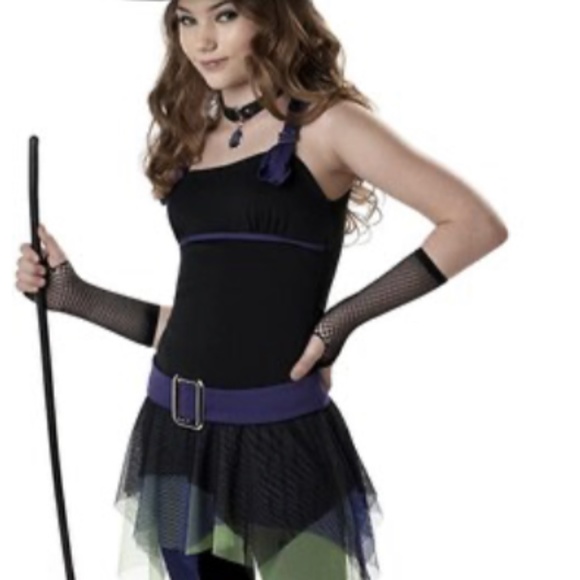 California Sassy Witch Girl’s Halloween Cost - Picture 1 of 3